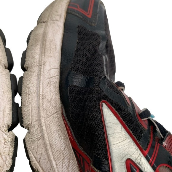 BROOKS Ravenna 7 Running Shoe Sneaker Black Red 9 Men Lace Up Walking Shoe - Picture 6 of 9